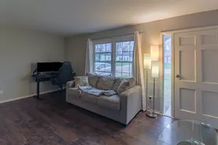 5723 Roanoke St, Portage, MI 49024 - Photo 7