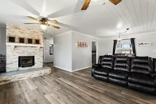 4090 Matthews Rd, Charlotte, MI 48813 - Photo 13