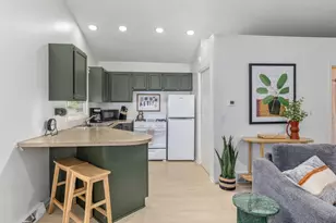 707 N Maple St, Saugatuck, MI 49453 - Photo 23