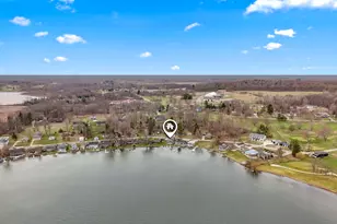 2038 Ash Te Wette Beach Dr, Hillsdale, MI 49242 - Photo 13