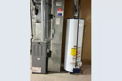 301 Meadow Bridge Drive, Rochester Hills, MI 48307 - Photo 23