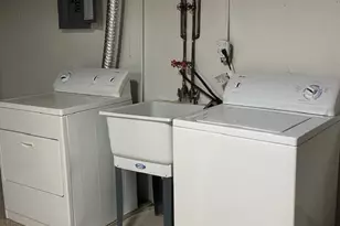 301 Meadow Bridge Dr, Rochester Hills, MI 48307 - Photo 21