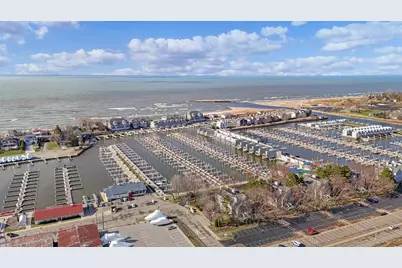 420 W Oselka Drive #212, New Buffalo, MI 49117 - Photo 31