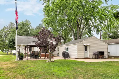 323 S Center Street, Bangor, MI 49013 - Photo 9