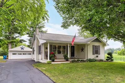 323 S Center Street, Bangor, MI 49013 - Photo 1