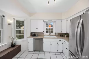 870 Mayhew Wood Dr SE, Grand Rapids, MI 49507 - Photo 11