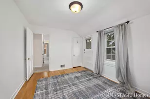 870 Mayhew Wood Dr SE, Grand Rapids, MI 49507 - Photo 19