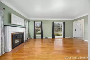 870 Mayhew Wood Dr SE, Grand Rapids, MI 49507 - Photo 5