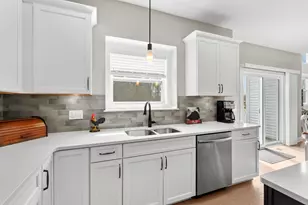 10963 Mystic Hts Trl, Mattawan, MI 49071 - Photo 9