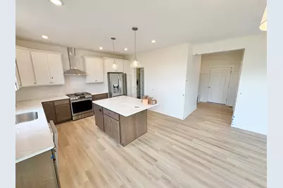 7082 Kettle Dale Avenue SE, Alto, MI 49302 - Photo 7