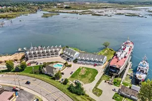 171 Joslin Cv Dr, Manistee, MI 49660 - Photo 3