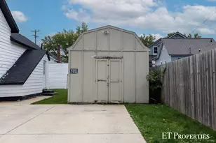 1465 Barclay St, Muskegon, MI 49441 - Photo 35