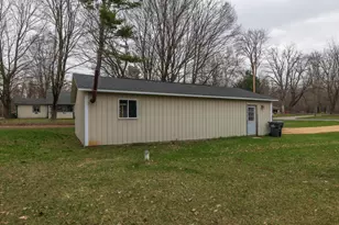 18242 32nd St, Gobles, MI 49055 - Photo 27