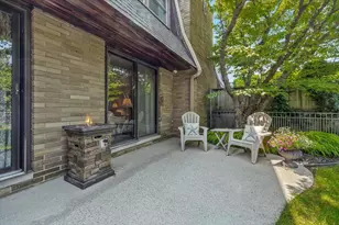 2727 S Lakeshore Dr, Saint Joseph, MI 49085 - Photo 29