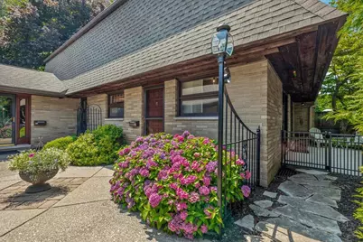 2727 S Lakeshore Drive #G27, Saint Joseph, MI 49085 - Photo 1