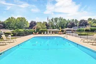 2727 S Lakeshore Dr, Saint Joseph, MI 49085 - Photo 37