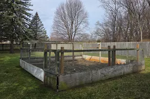 232 Bender St, Jackson, MI 49202 - Photo 21