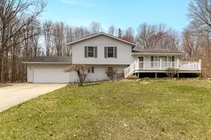 2902 63rd St, Fennville, MI 49408 - Photo 5