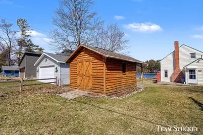 8941 Lake Street, Newaygo, MI 49337 - Photo 15