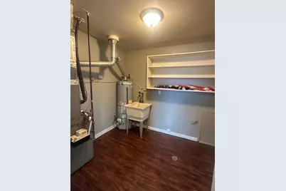 27051 Joan Street, Taylor, MI 48180 - Photo 5