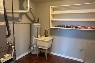 27051 Joan St, Taylor, MI 48180 - Photo 5