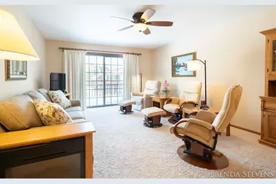 2061 Ter Van Drive NE, Grand Rapids, MI 49505 - Photo 7