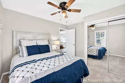 840 Wilson Avenue, Norton Shores, MI 49441 - Photo 17