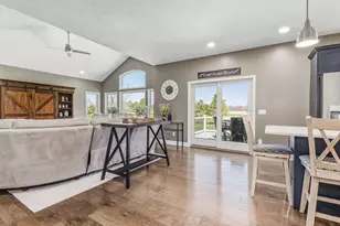 52039 Kern Dr, Three Rivers, MI 49093 - Photo 11