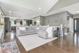 52039 Kern Dr, Three Rivers, MI 49093 - Photo 7