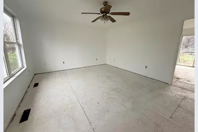 323 E South Street, Marcellus, MI 49067 - Photo 3