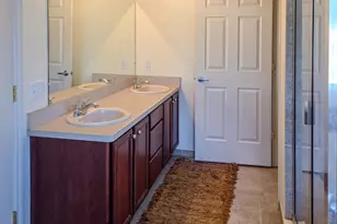 1053 Autumnview Ct, Rochester, MI 48307 - Photo 33