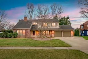 1448 Mulberry Ln, Saint Joseph, MI 49085 - Photo 1