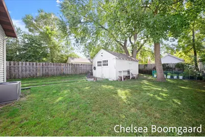 22 Elmwood Street NE, Grand Rapids, MI 49505 - Photo 23