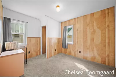 22 Elmwood Street NE, Grand Rapids, MI 49505 - Photo 19