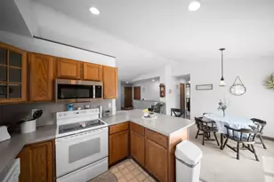 3862 Bent Pine Dr, Holland, MI 49424 - Photo 7