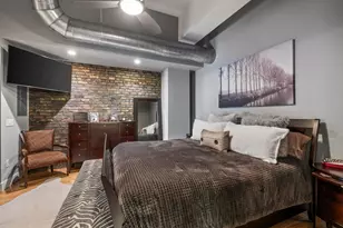 49 Monroe Center St NW, Grand Rapids, MI 49503 - Photo 21