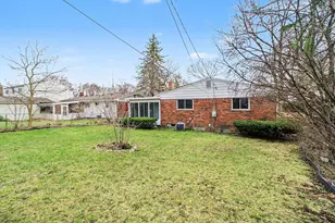 2852 Briarcliff St, Ann Arbor, MI 48105 - Photo 39