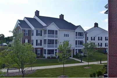 856 E Summerfield Glen Circle #117, Ann Arbor, MI 48103 - Photo 3