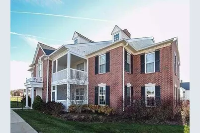 856 E Summerfield Glen Circle #117, Ann Arbor, MI 48103 - Photo 1