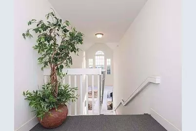 856 E Summerfield Glen Circle #117, Ann Arbor, MI 48103 - Photo 7
