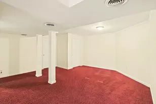 306 Pineknoll Ct, Brighton, MI 48116 - Photo 21