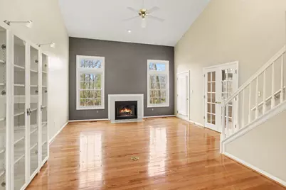 306 Pineknoll Court, Brighton, MI 48116 - Photo 7