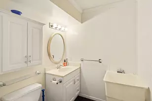 306 Pineknoll Ct, Brighton, MI 48116 - Photo 25