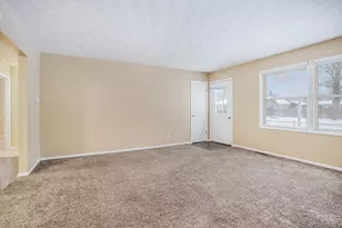 143 Floral Ave, Plainwell, MI 49080 - Photo 5