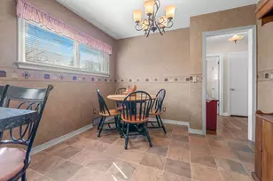 117 Orchard Ridge Pkwy, Hillsdale, MI 49242 - Photo 19