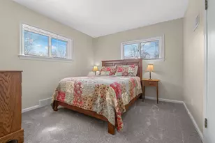 117 Orchard Ridge Pkwy, Hillsdale, MI 49242 - Photo 23