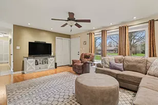 728 Chippewa Trail, Niles, MI 49120 - Photo 3