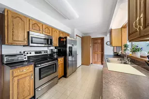 19976 M-60, Three Rivers, MI 49093 - Photo 11