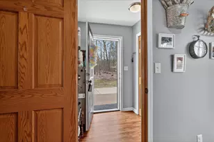 6633 Birch Shore Dr, Lakeview, MI 48850 - Photo 7