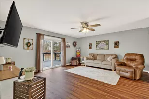 6633 Birch Shore Dr, Lakeview, MI 48850 - Photo 9